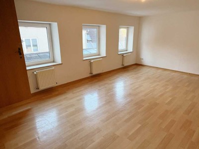 Innenstadt - 3 Zimmer - Altbau