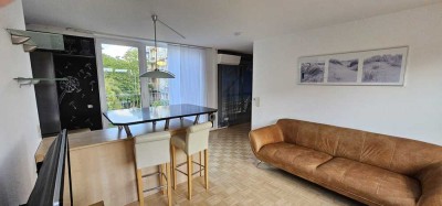 Möblierte, renovierte 2-Zimmer-Wohnung in Rheinnähe mit lux. Innenausstattung in Köln Niehl