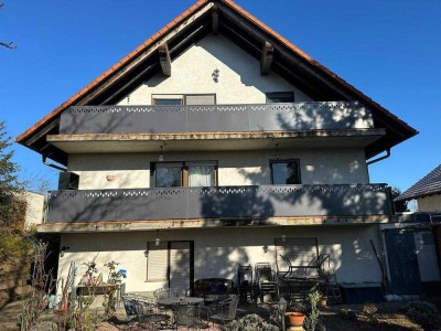 Gepflegtes Mehrfamilienhaus mit schönem Garten 4 Stellplätze und Garage
