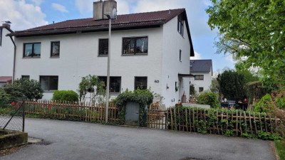 sonniges Wohnhaus mit Garage  -  neuer Preis