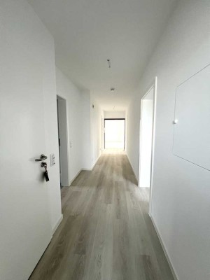 Geräumige 3-Zimmer-Wohnung mit top Ausblick (Erstbezug)