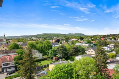 Schöne, sonnige Dachgeschosswohnung mit Fernblick - Nähe Mödling