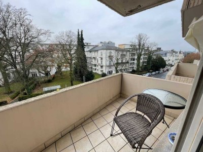 Bad Nauheim: Apartment mit Balkon & Stellplatz – für Kapitalanleger oder zukünftige Eigennutzer