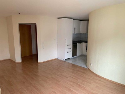 Gepflegte 2-Zimmer-Wohnung mit Einbauküche in Weil der Stadt