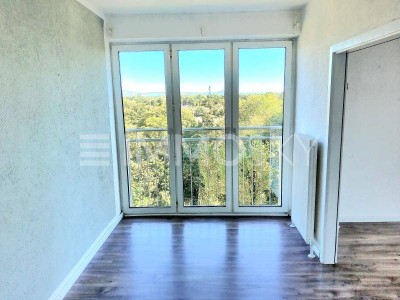XXL Wohntraum mit Top Aussicht vom Balkon in zentraler Lage