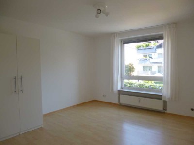 Von Privat: Appartement, teilmöbliert, in Frankfurt-Niederrad
