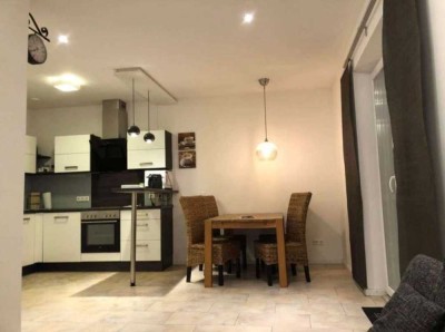 Exklusive, modernisierte 1,5-Raum-Wohnung mit Balkon und EBK in Kruft