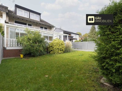 Charmante Doppelhaushälfte (Mehrfamilienhaus) mit Wintergarten, Garten und Garage in Pforzheim!