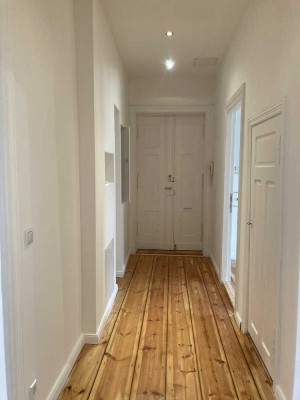 Exklusive 2-Zimmer Wohnung mit EBK in Berlin Charlottenburg