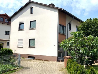 Helle 4-Zimmer-Wohnung mit Balkon in zentraler Lage in Leimen