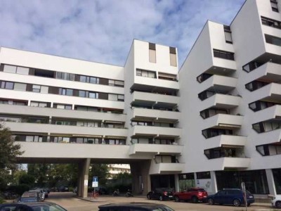 Gepflegte 1-Zimmer Wohnung mit Balkon im 1. OG in Regensburg-Westenviertel