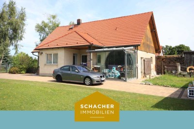 Einfamilienhaus/Nebengebäude/Garage/Scheune mit Hofcharakter + Bauplatz mit vielen Möglichkeiten