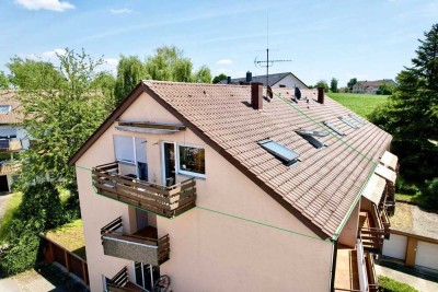Dachgeschosswohnung mit fabelhaftem Ausblick und zwei Stellplätzen