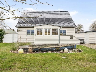 Traditioneller Charme trifft auf zeitgemäße Ausstattung - Einfamilienhaus in Trent auf Rügen