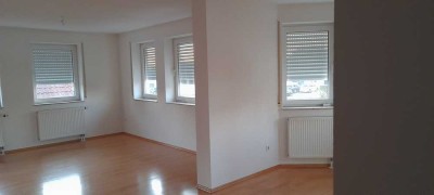 Attraktive 3-Zimmer-Wohnung mit Balkon und EBK in Reutlingen