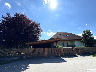 MOLLRAM - Einfamilienhaus mit ca. 1.268 m² Eigengrund | Baujahr 2009 | Sauna &amp; Whirlpool | Luftwärmepumpe, PV-Anlage, Klimaanlage uvm.