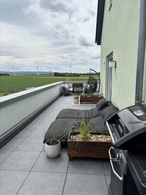 Schöne 3-Zimmer-Penthouse-Wohnung mit gehobener Innenausstattung und EBK in Seelze OT Dedensen