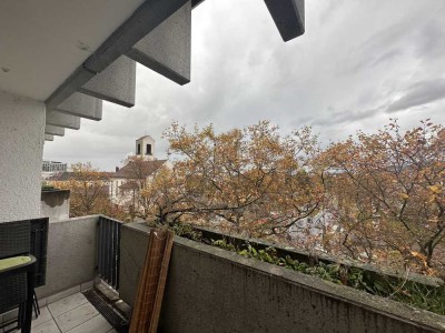 Moderne helle 2 Zimmer Wohnung mit Lift, EBK und großem Balkon