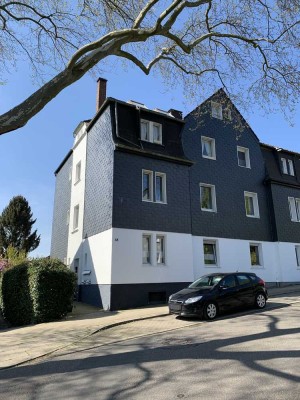 1 -Raum Wohnung mit Blick auf den Baldeneysee