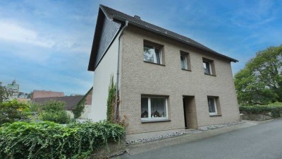 Charmantes Einfamilienhaus mit schönem Garten in ruhiger Wohnlage