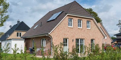 Großzügiges Familienhaus im klassischen Stil 
Neubauplanung  -  Niedrigenergiehaus mit Wärmepumpe