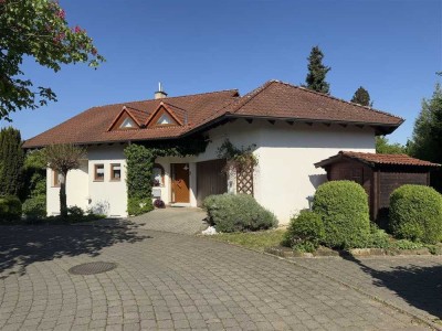 Hübsche, moderne und helle 1-Zimmer-Einliegerwohnung für Studierende!