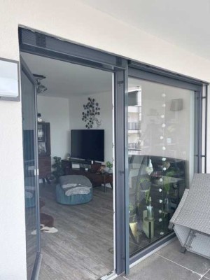 Exklusiver Logenplatz: Helle Neubau-3-Zi-Penthouse-Whg. mit Südwest-Dachterrasse, TG-Stellpl., etc.!