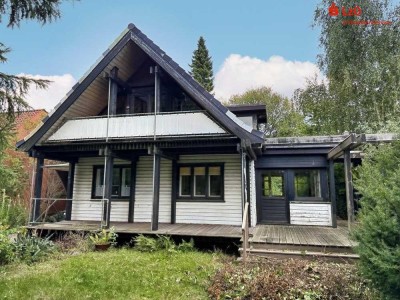 Sanierungsbedürftiges Haus in zentraler Lage