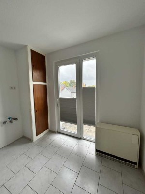 Helle 2,5-Zimmer-Wohnung mit Balkon im 3. Obergeschoss zu vermieten