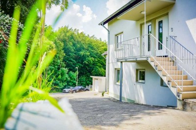 Charmante Doppelhaushälfte im Herzen von Burscheid: Ländliche Idylle, Erstbezug!