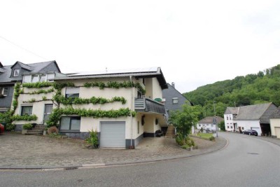 Einfamilienhaus mit Ausbaureserve und Photovoltaik in Vollmersbach