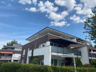 ZWEI–ZIMMER–KOMFORT–PENTHOUSEWOHNUNG – 65 QM – DACHTERRASSE  HOCHWERTIGE WOHN-EINBAUKÜCHE – VOLLBAD