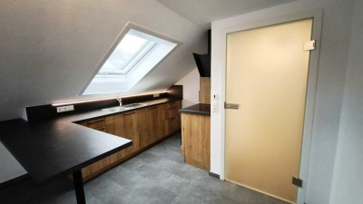 2,5 -Zimmer-Dachgeschosswohnung mit Blick ins Grüne