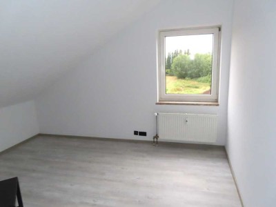 Sanierte 3 ZKB mit EBK in ruhiger Lage in Lohfelden