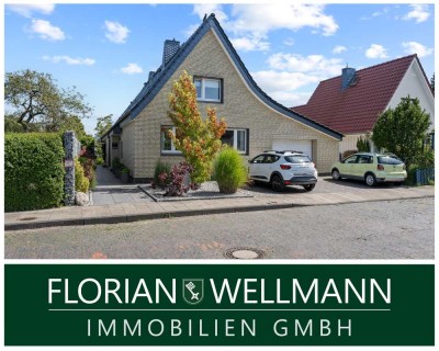 Cuxhaven - Döse l Attraktives Mehrfamilienhaus mit drei Wohneinheiten und schönem Grundstück