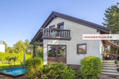 IMMOBERLIN.DE - Charmantes Einfamilienhaus auf 3 Etagen modern ausgestattet mit Sonnenterrassen