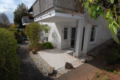 ImmobilienPunkt***GEMÜTLICHE ZWEI-ZIMMER-WOHNUNG MIT TERRASSE IN KLEINER WOHNEINHEIT IN NIERSTEIN-SC