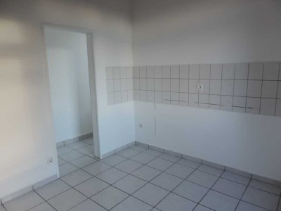 ***Helle 3 Zimmer Altbauwohnung mit Terrasse  in zentraler Lage.***
