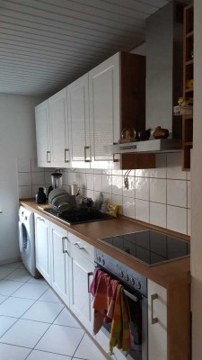 Geschmackvolle, gepflegte 3-Raum-Wohnung mit gehobener Innenausstattung mit Einbauküche in Nürnberg