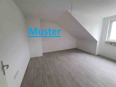 Schicke und renovierte Dachgeschoss-Wohnung in Elsen