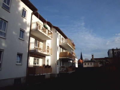 Für Kapitalanleger - Nett vermietete 2- Zimmerwohnung mit Balkon+ TG Stellplatz  in Sudenburg