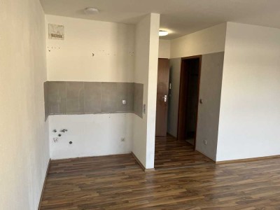Helles 1-Zimmer Apartement mit Balkon in Ludwigshafen am Rhein - Mitte..