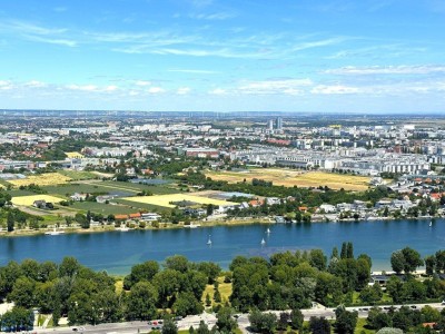 PROVISIONSFREI - THE WATERFRONT CURIOSITY - ABSOLUTE SELTENHEIT – EIGENGRUND BEI DER ALTEN DONAU!