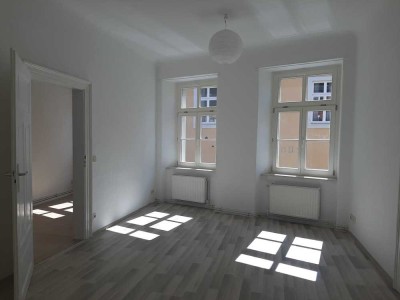 Frisch renovierte, ruhige Altstadtwohnung mit Gartenmitnutzung! Provisionsfrei!