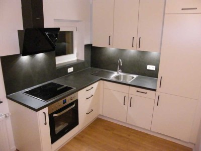 Kernsanierte moderne 2 ZKB Diele, Balkon, 3.OG, neue EBK, 62 m², Erstbezug ab 15.11.2025