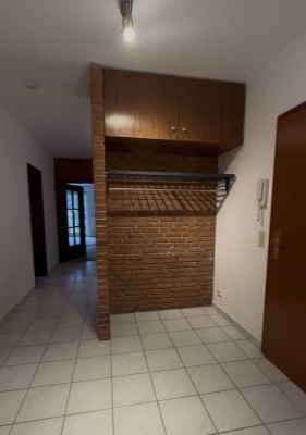 Helle 3,5-Zimmer Wohnung mit Balkon in Hamburg-Othmarschen