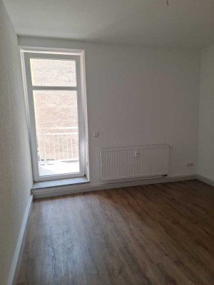 Single-Wohnung mit Balkon
