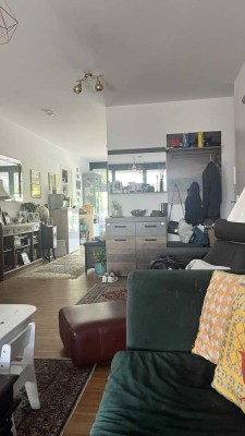 2 bedroom modern apartment available on Moosach Bahnhof