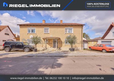 Sie hier? Wir auch! Bauoption in zweiter Reihe, EFH auf 954 m² Grst. als  Zweifamilienhaus genutzt