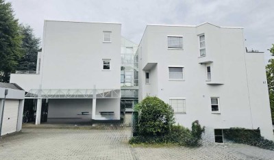 2-Zimmer-Wohnung mit Balkon und Stellplatz in gepflegtem Mehrfamilienhaus in Eberstadt